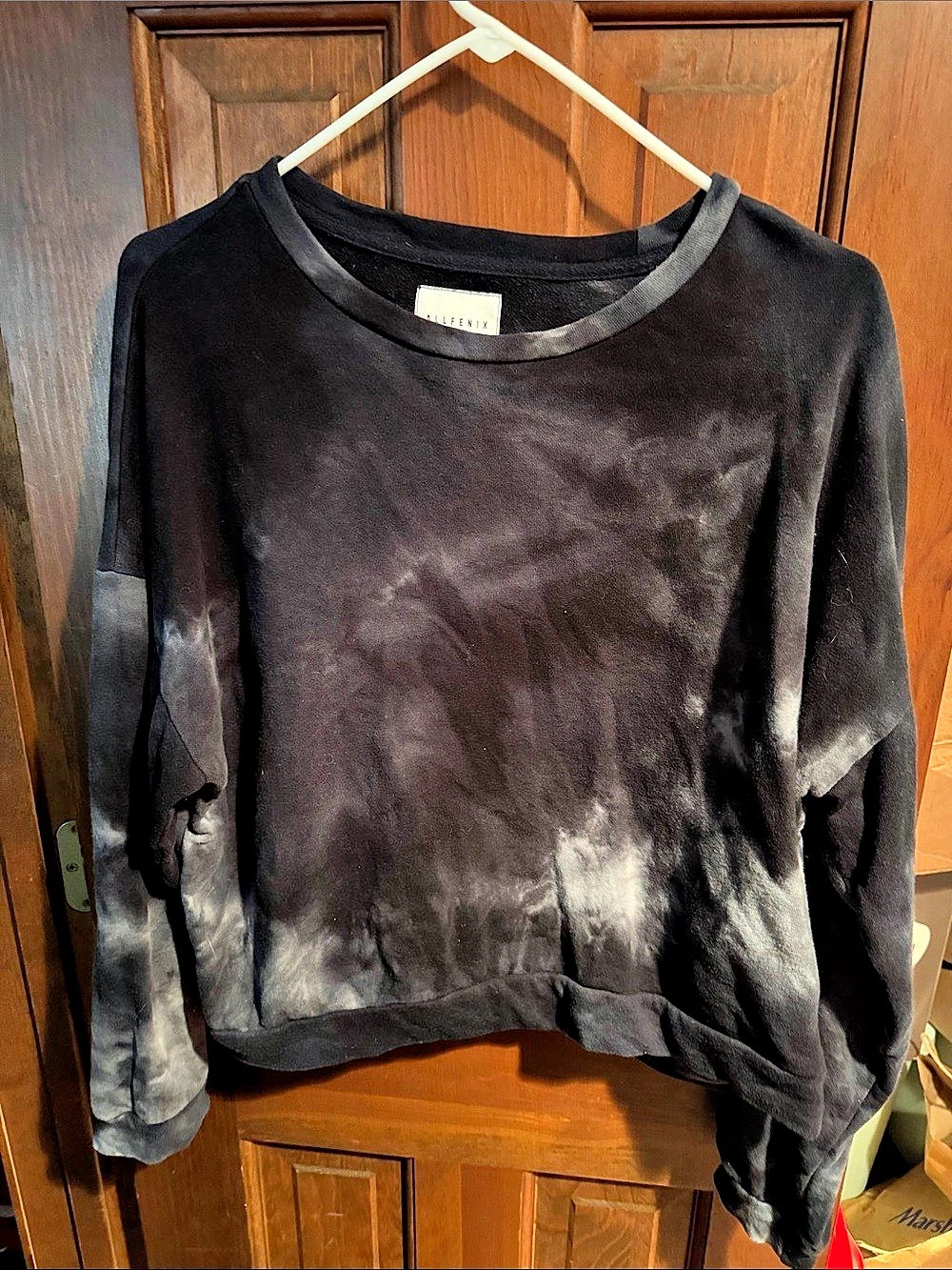 ALFEPHIN Tie-Dye Sweatshirt in Black Size Medium